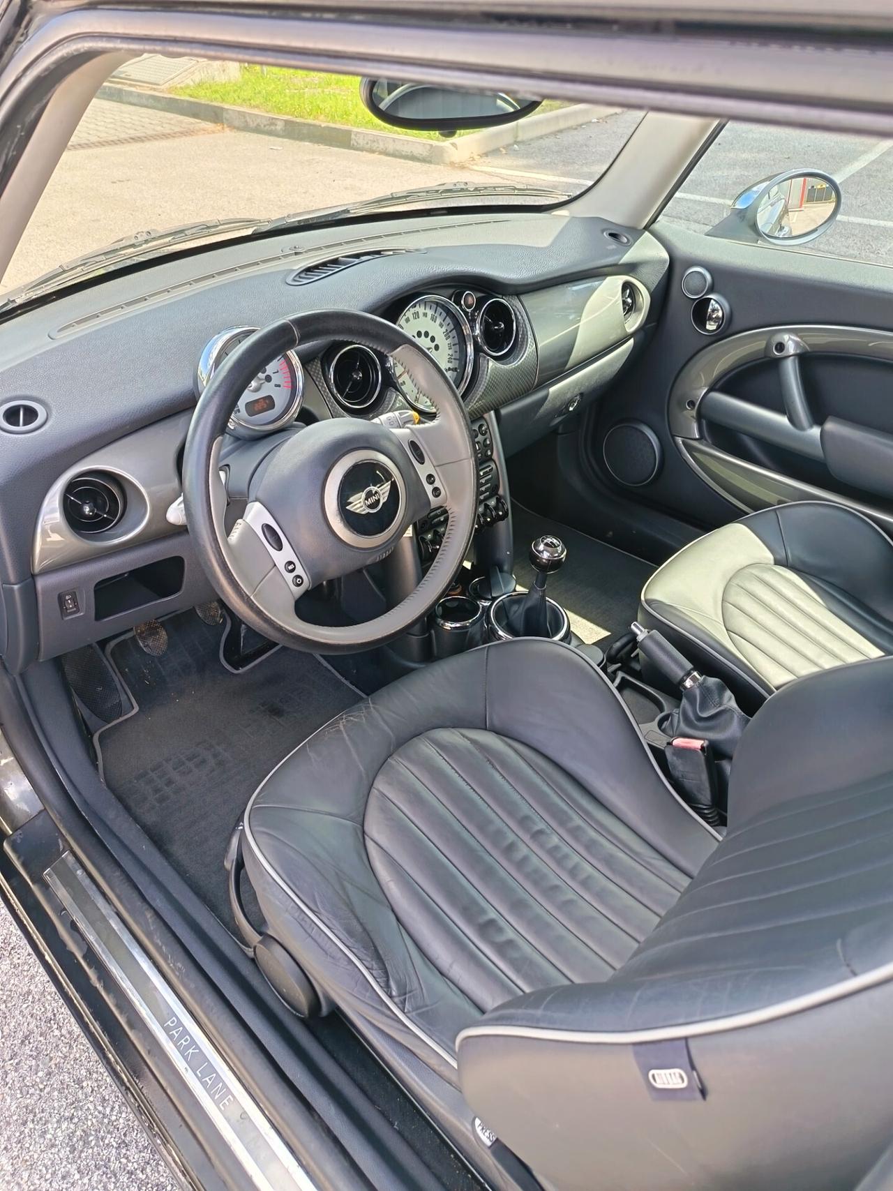 Mini 1.6 16V One de luxe