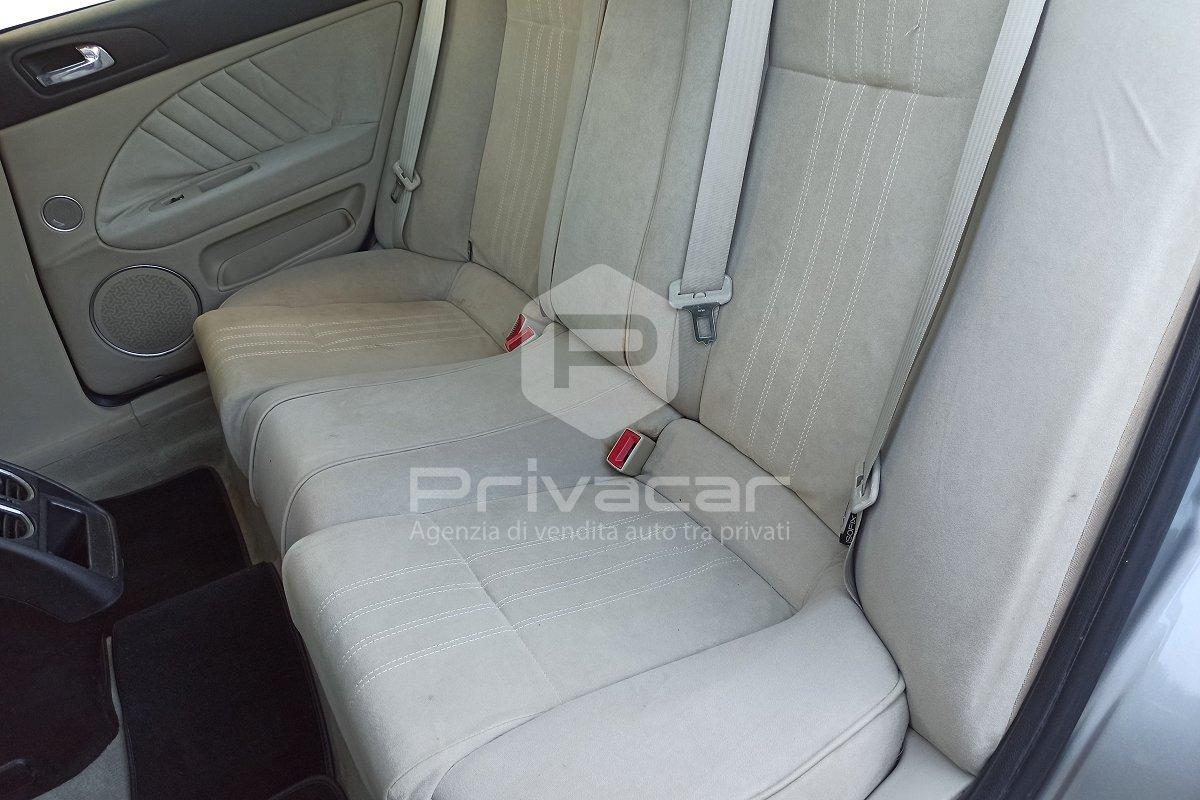 ALFA ROMEO 159 1.9 JTDm 16V Distinctive Q-Tronic