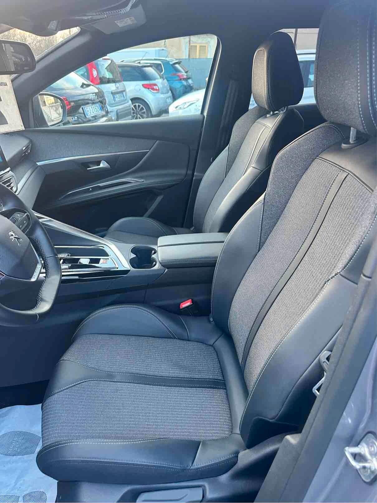 Peugeot 3008 BlueHDi 130 S&S EAT8 Allure Pack