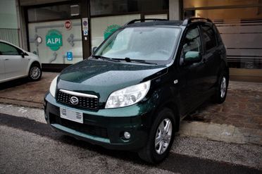 Daihatsu Terios 1.5 4WD Top - Gancio -