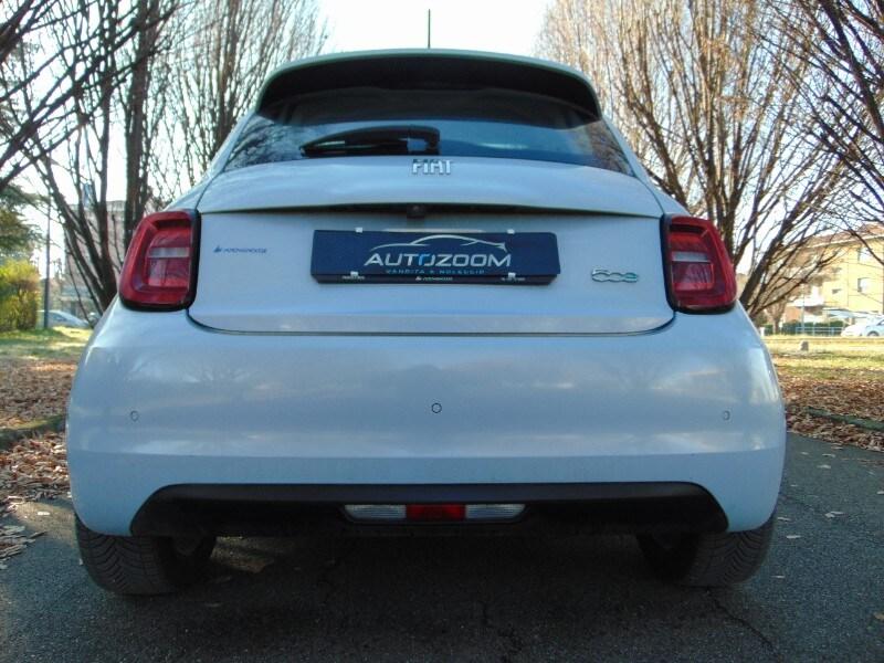 FIAT 500 (2020-->) 500e Berlina 42 kWh La Prima