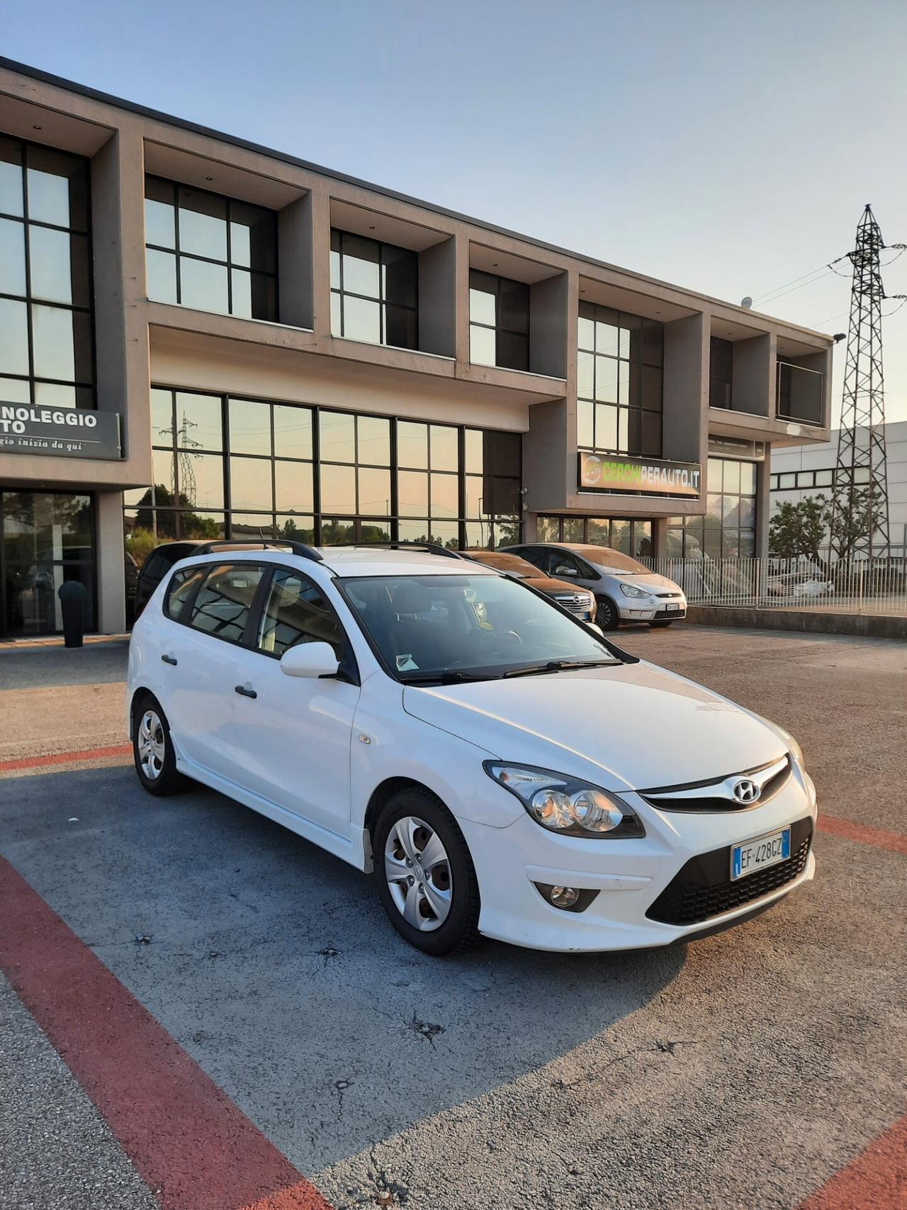 Hyundai i30 CW 1.4 16V 109CV Special