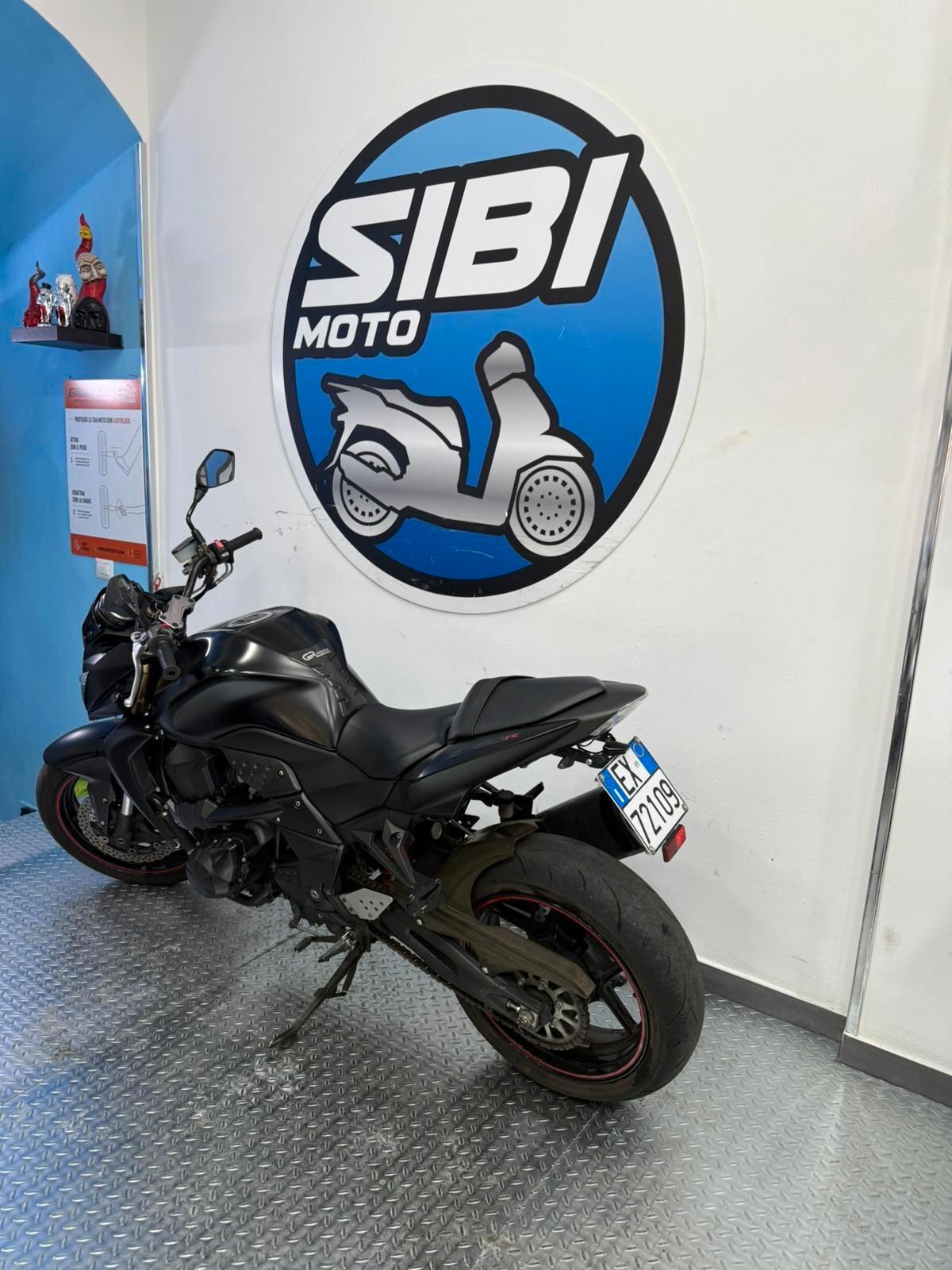KAWASAKY 750 BLACK ADITION