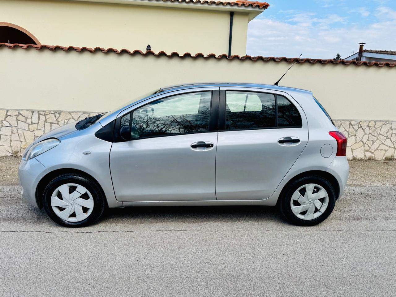 Toyota Yaris 1.0 unico proprietario