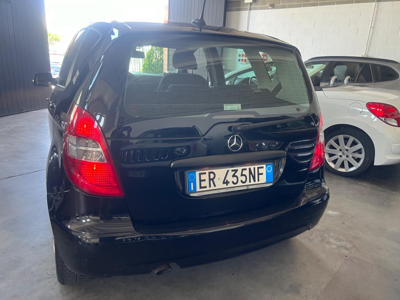 Mercedes-benz A 160 CDI BlueEFFICIENCY avantgarde