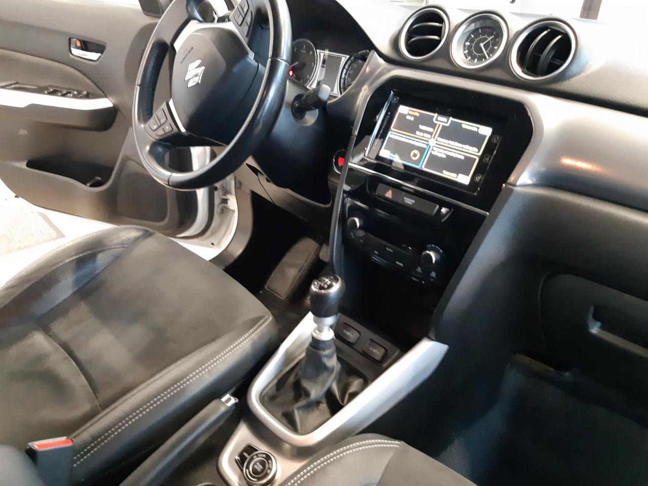 Suzuki Vitara 1.6 DDiS 4WD AllGrip V-Top SOLO 104000KM