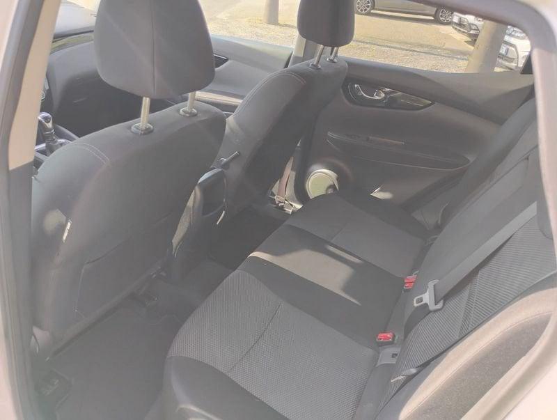 Nissan Qashqai 1.5 110 dCi N-Connecta