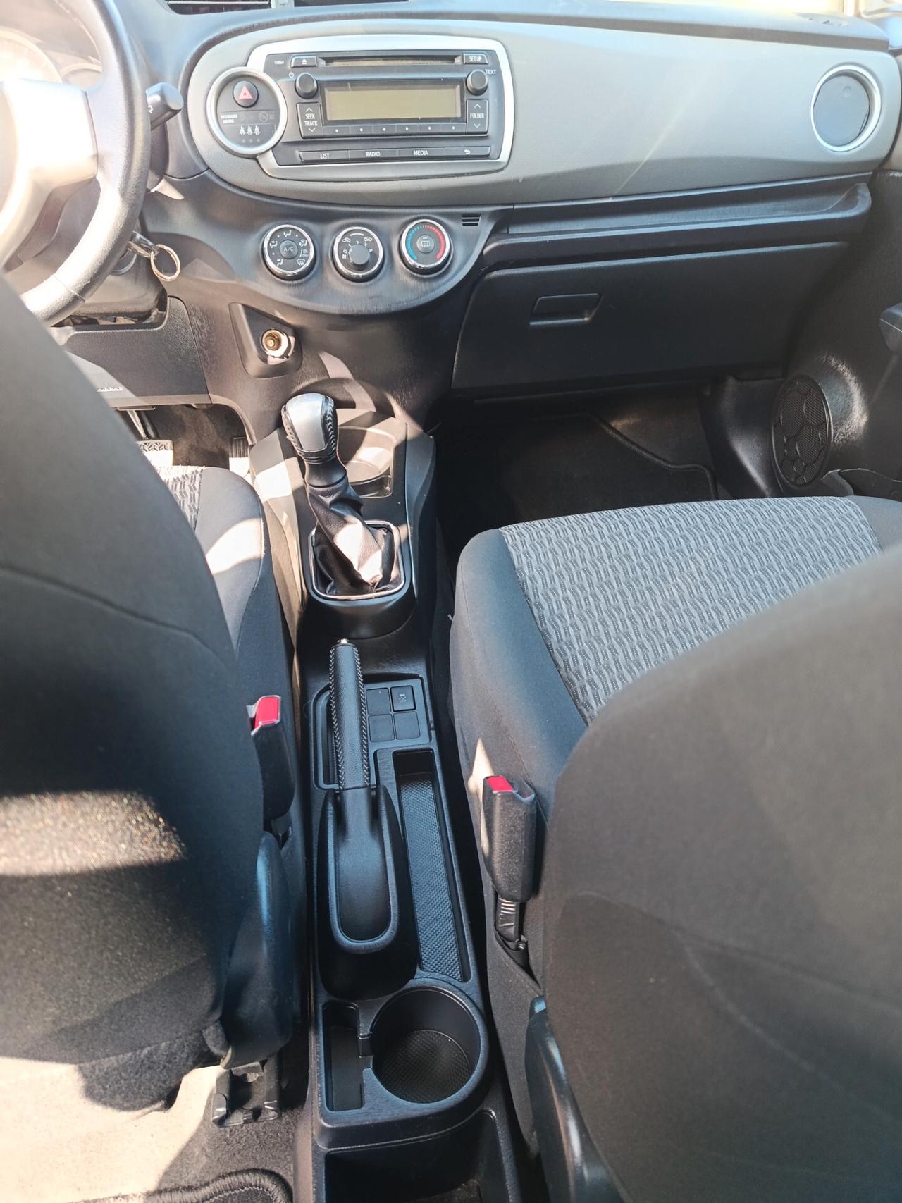 Toyota Yaris Active 1.0 5 porte benzina