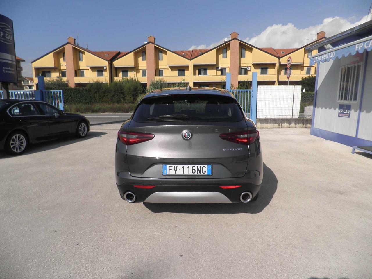 Alfa Romeo Stelvio 2.2 t Business rwd 160cv auto my19