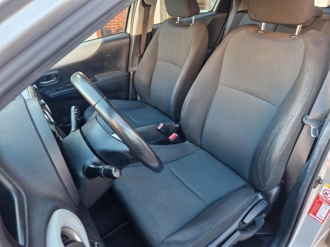 Toyota Yaris 1.5 Hybrid 5 porte Lounge
