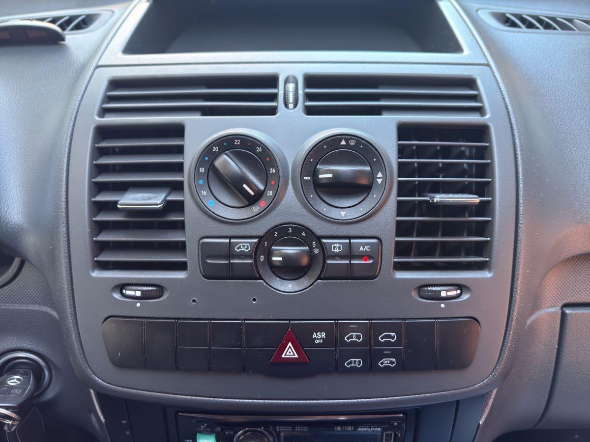 MERCEDES-BENZ Vito - 2.2 CDI 136CV AUTOCARRO 3 POSTI