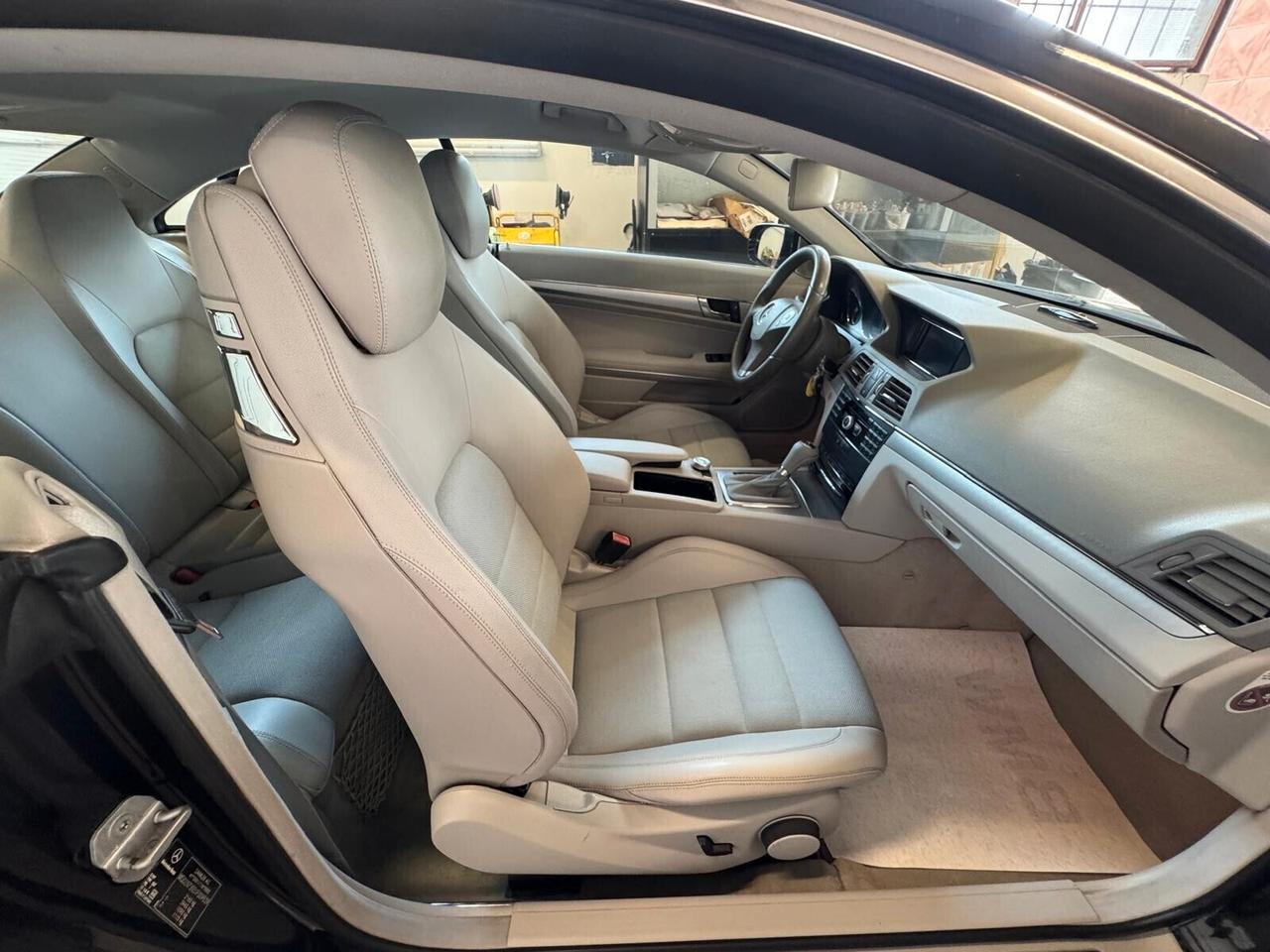 Mercedes-benz E 250 CDI Coupé BlueEFFICIENCY Avantgarde