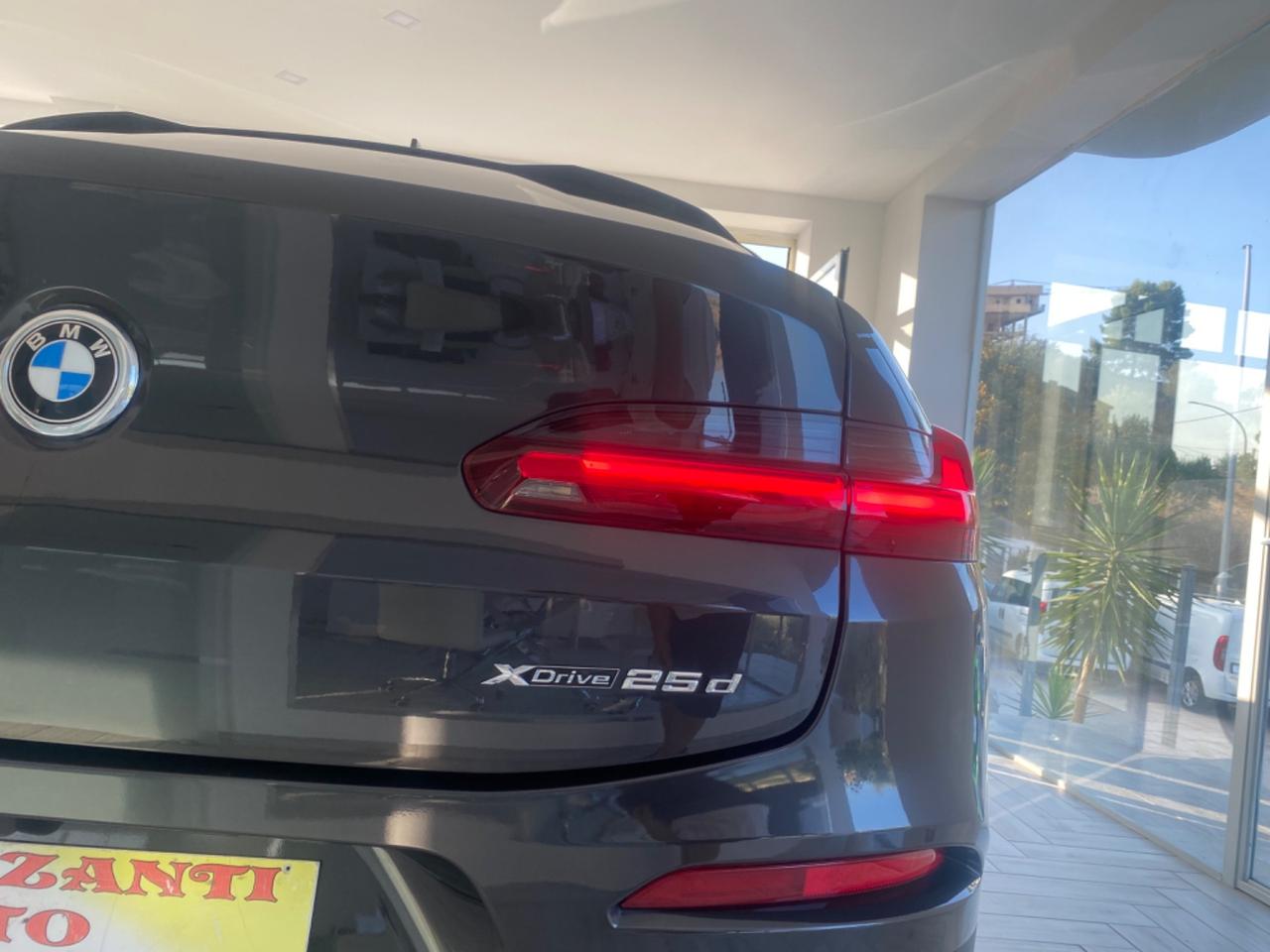 Bmw X4 xDrive25d 2.0D 231CV HUD/360/MULTILED2019