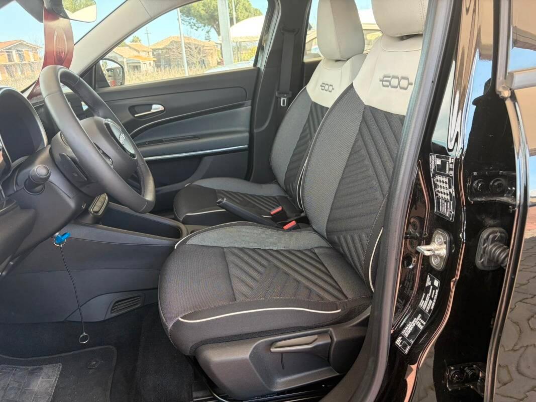Fiat 600 1.2 hybrid La Prima 110cv auto