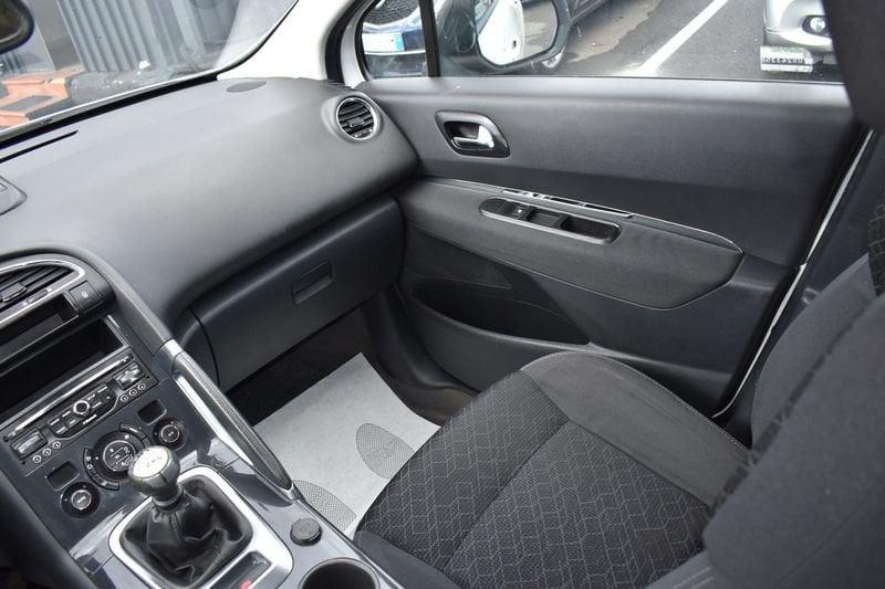 Peugeot 3008 1.6 8v HDi 115cv FAP Allure