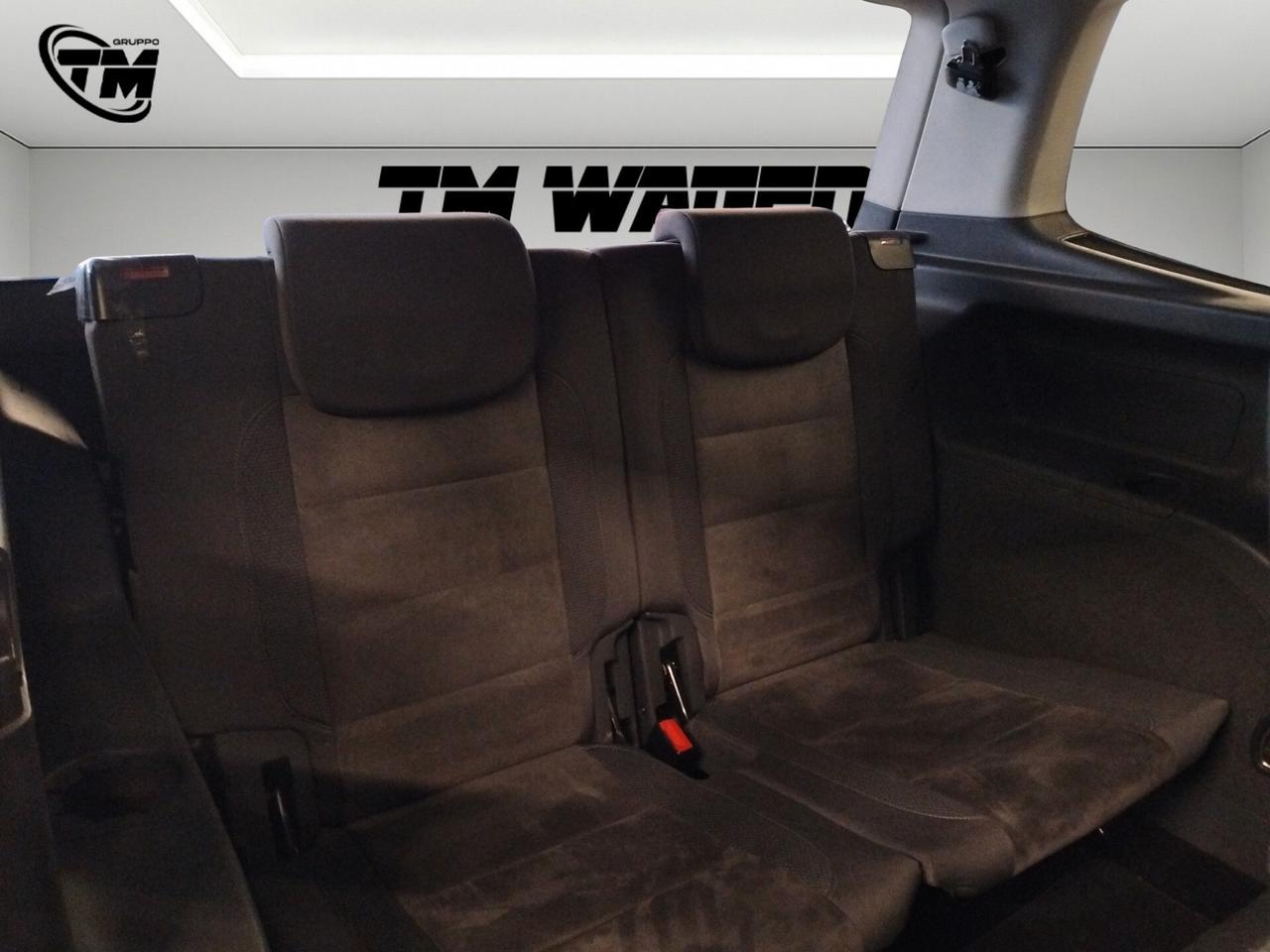 Volkswagen Touran 1.6 TDI Comfortline - 7 POSTI - TETTO APRIBILE - OPERATORI DEL SETTORE