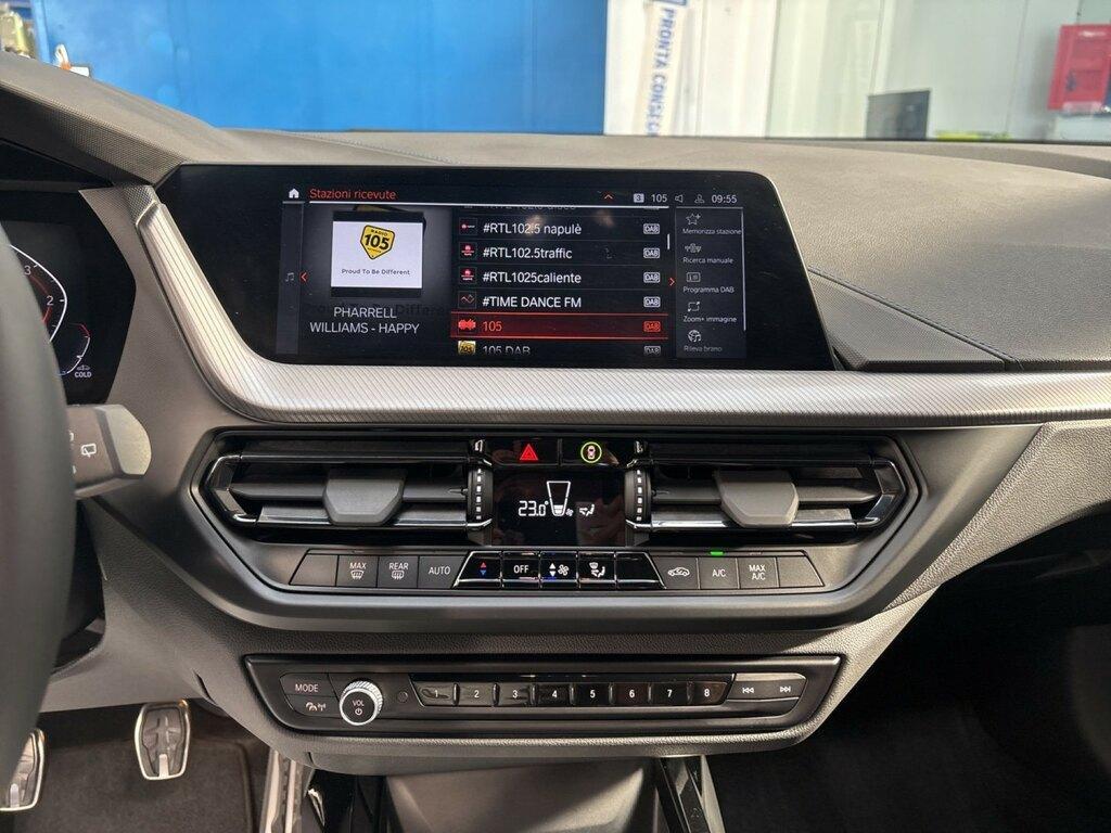 BMW Serie 1 5 Porte 118 d SCR Msport