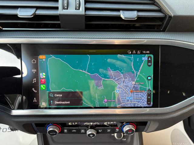 AUDI Q3 35 2.0 TDI S tronic quattro Business COCKPIT