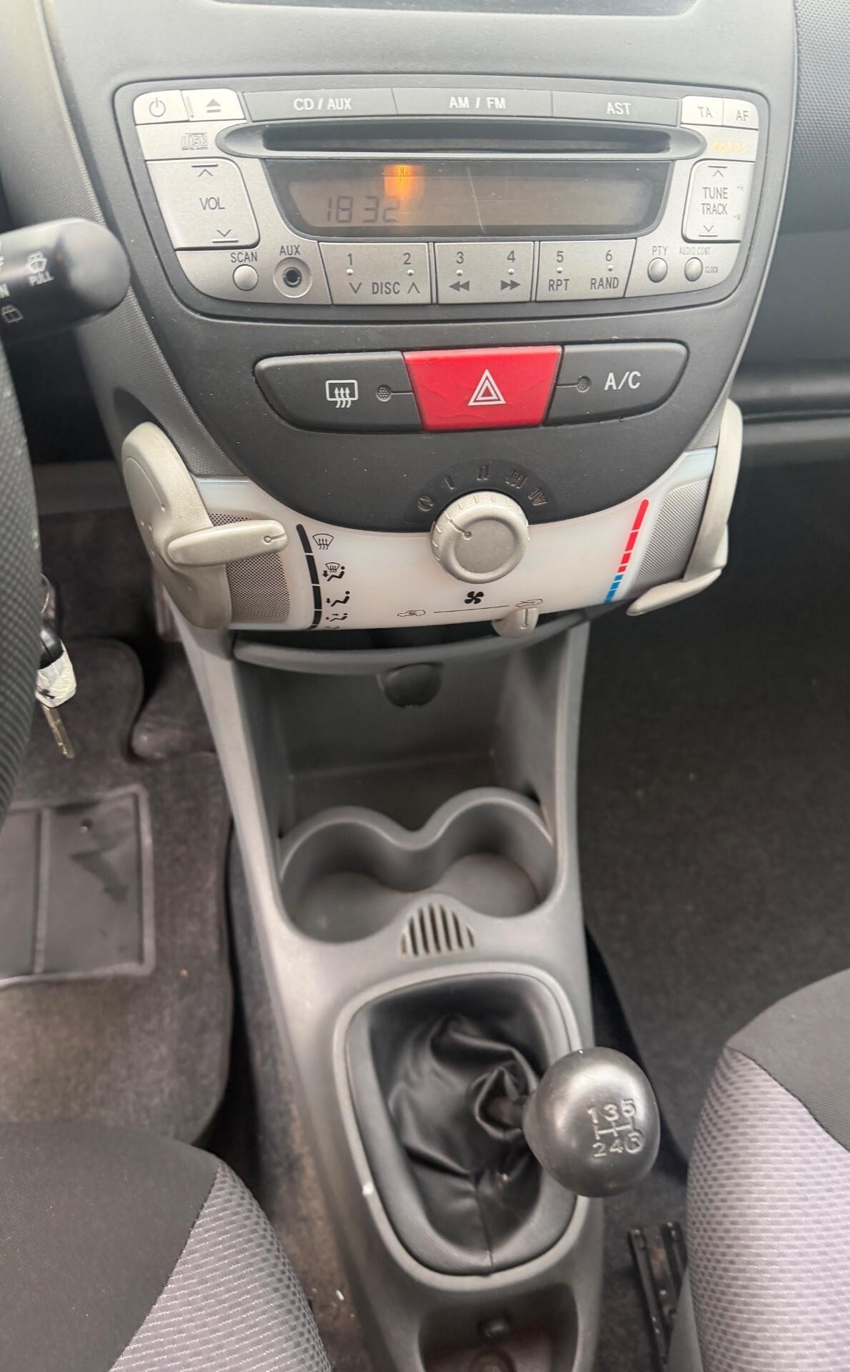 Toyota Aygo 1.0 Benzina VVT-i68CV 5 porte Now