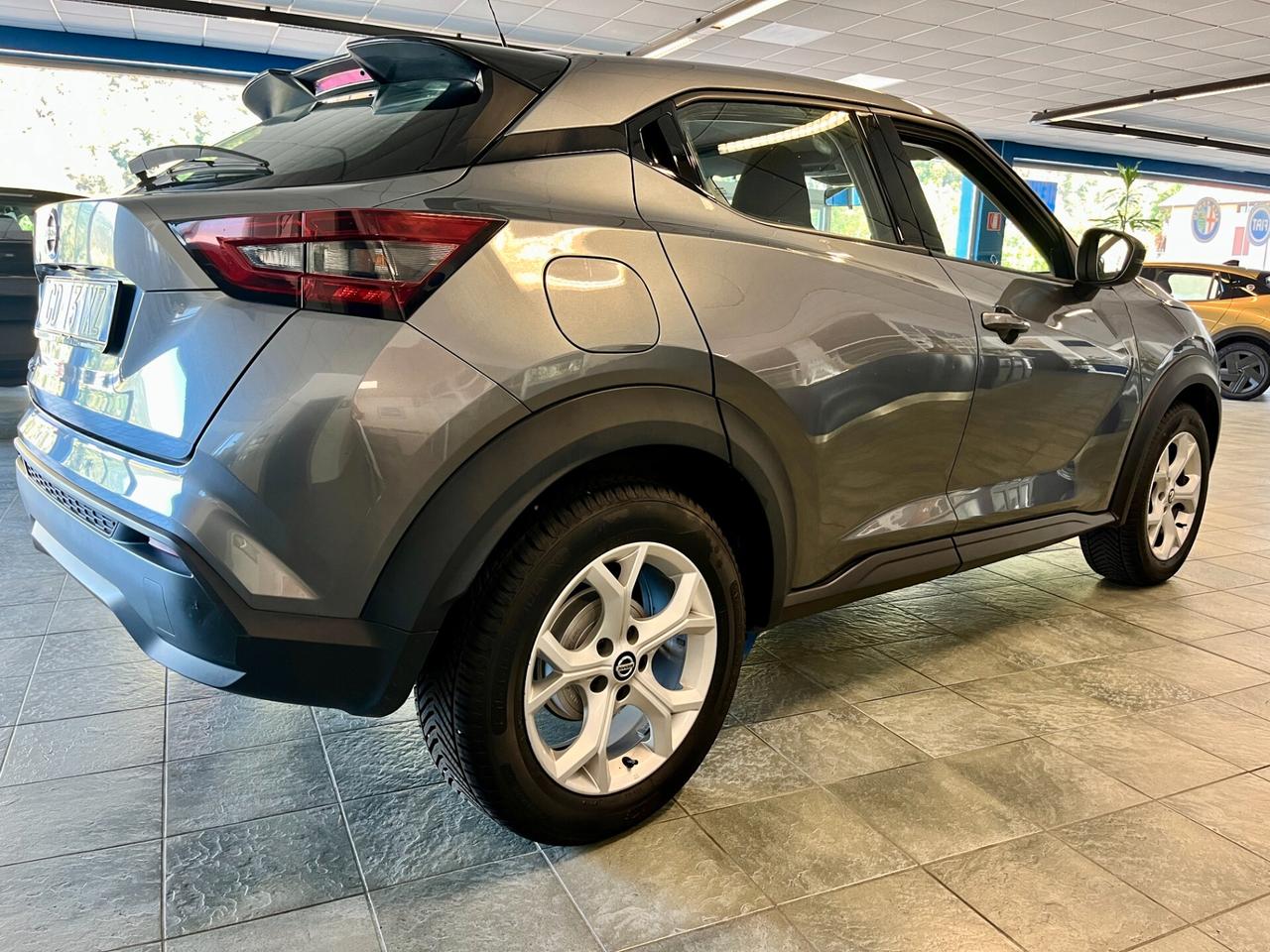 Nissan Juke 1.0 DIG-T 114 CV CAMBIO AUTOMATICO Business