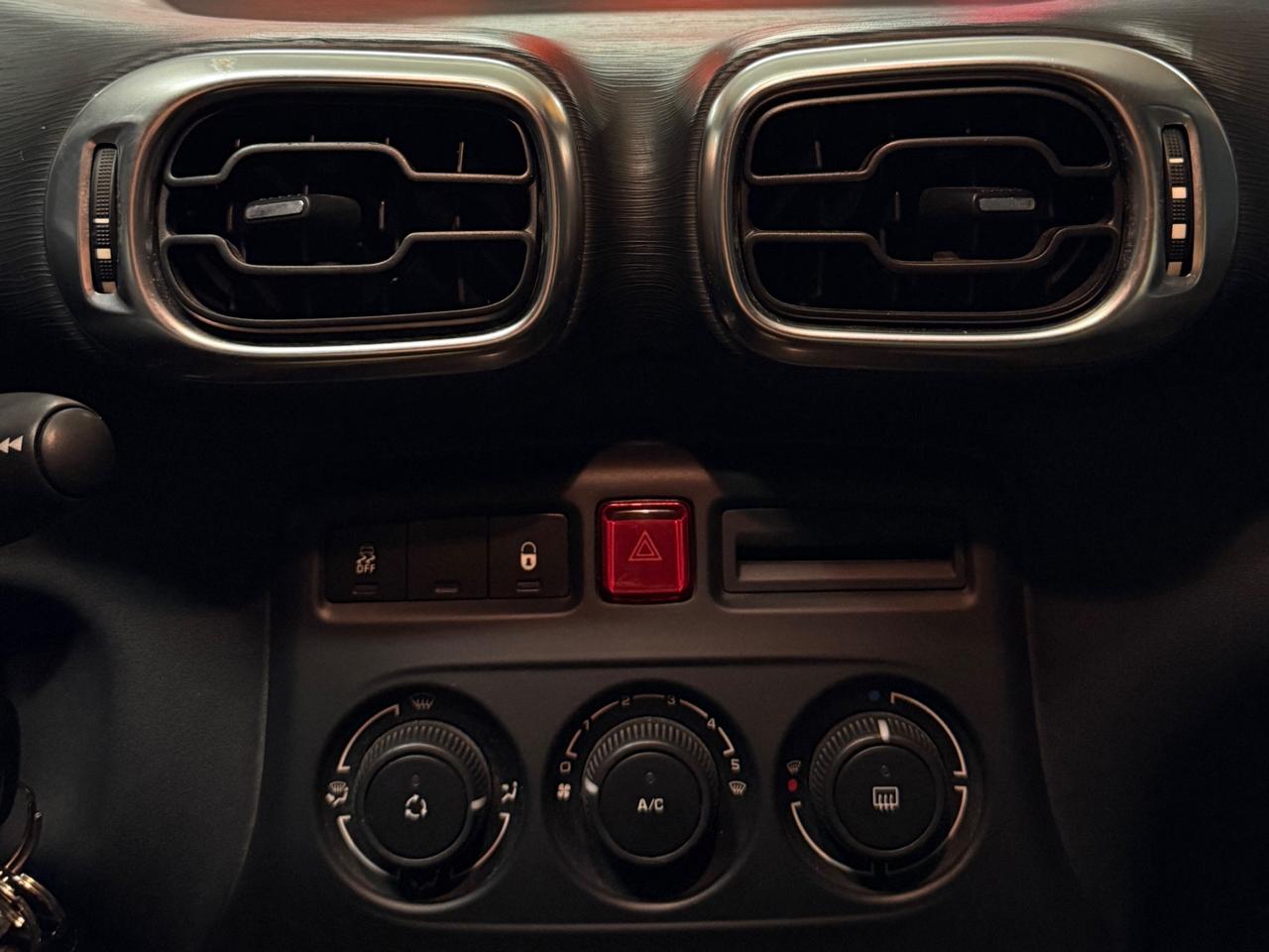 MERAVIGLIOSA CITROËN C3 PICASSO ADATTA A NEOPATENTATI