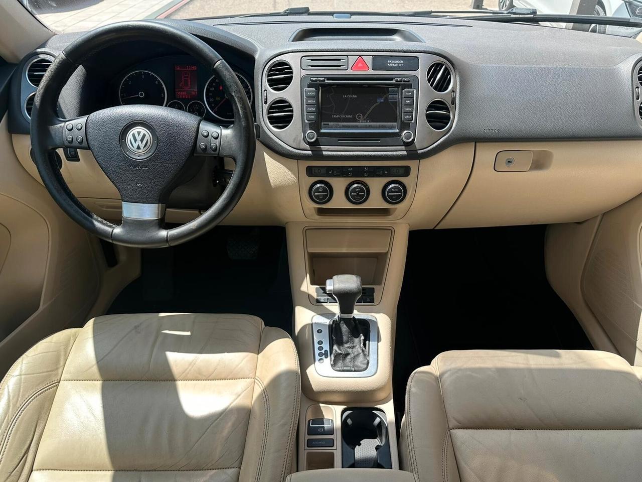 Volkswagen Tiguan 2.0 16V TDI DPF tiptronic Sport & Style