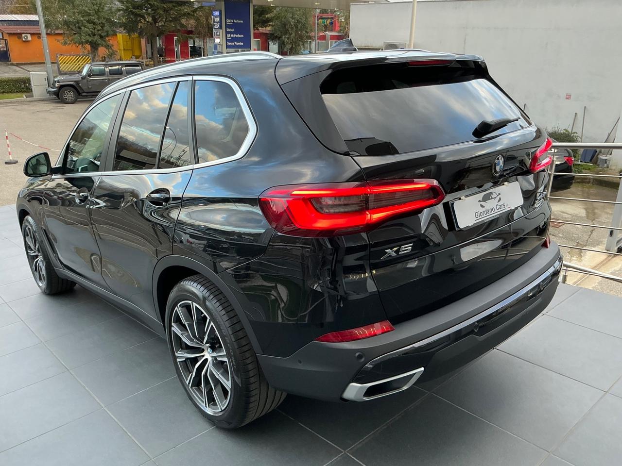 Bmw X5 xDrive30d xLine in garanzia