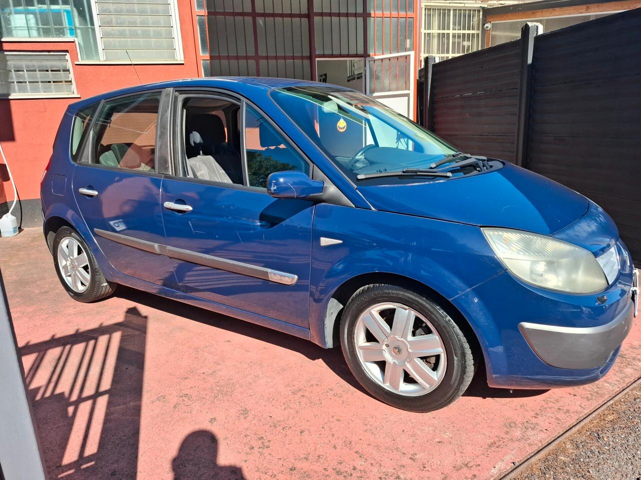 Renault Scenic Scénic 1.6 16V Confort Authentique