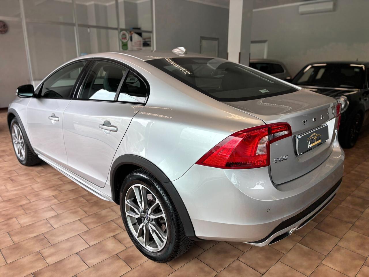 Volvo S60 Cross Country 2.0 d3 geartronic*TAGLIANDI CERTIFICATI VOLVO*