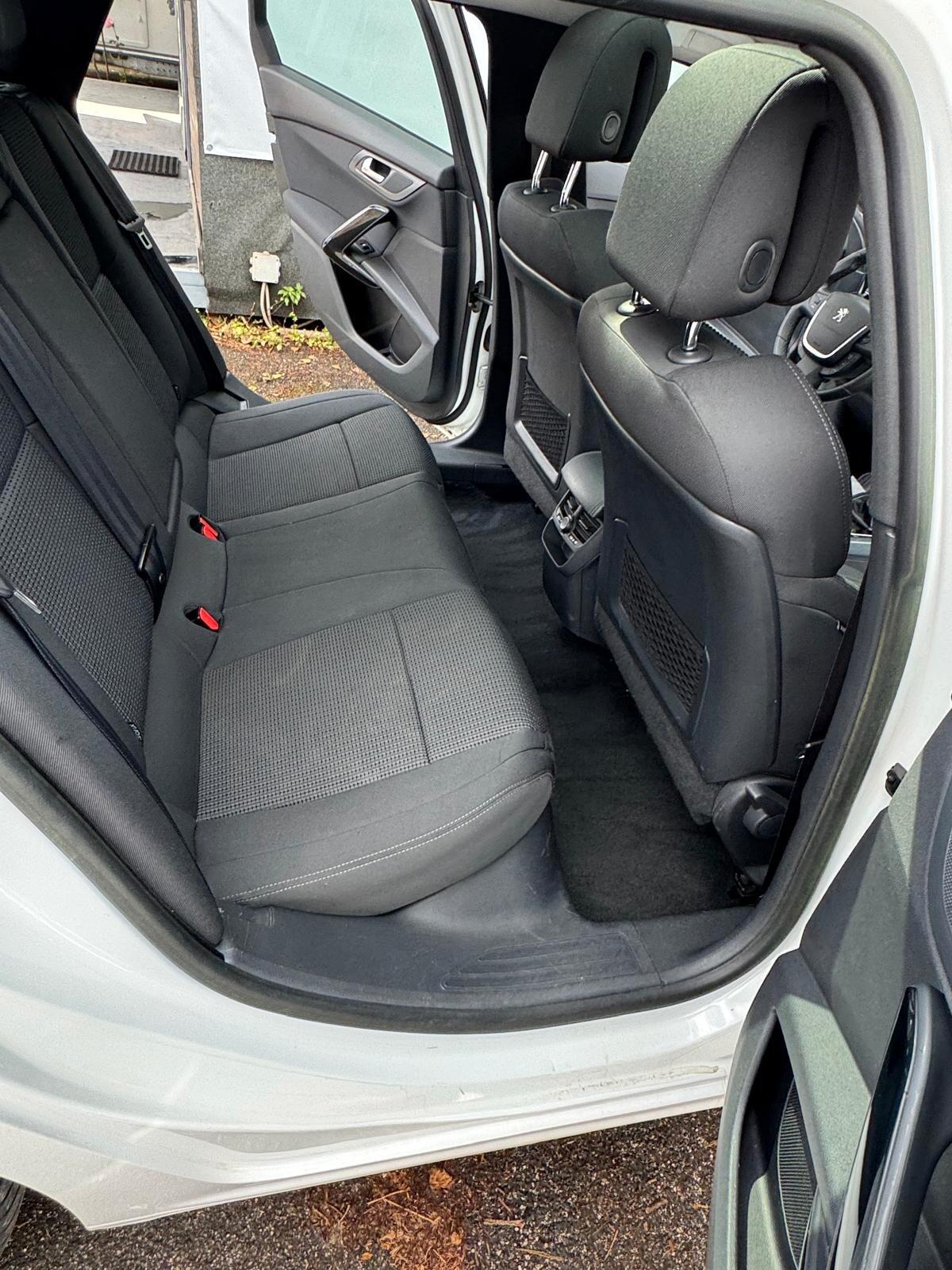 Peugeot 508 1.6 e-HDi 115CV S&S SW Ciel Active