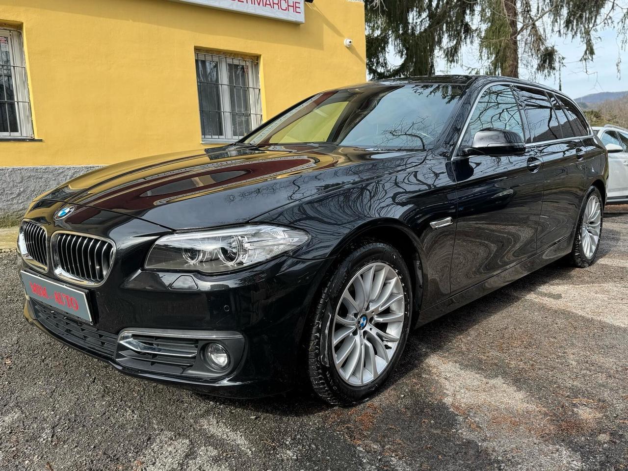 Bmw 525 525d xDrive Touring Luxury EURO6 Garanzia 1 Anno