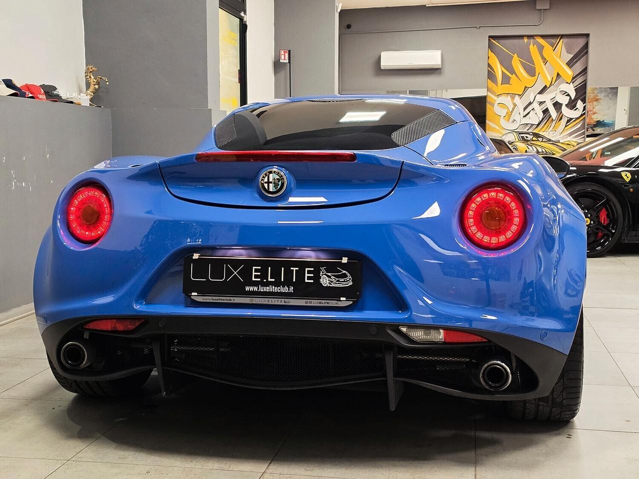 Alfa Romeo 4C 1750 TBi VERNICE SPECIALE _ TAGLIANDATA MENO DI 1000KM FA _ UNICO PROPRIETARIO _ SERVICE BOOK _ GARANZIA 12 MESI _ ALPINE _ ESTINTORE