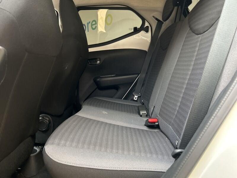 Toyota Aygo 1.0 x-cool 72 CV