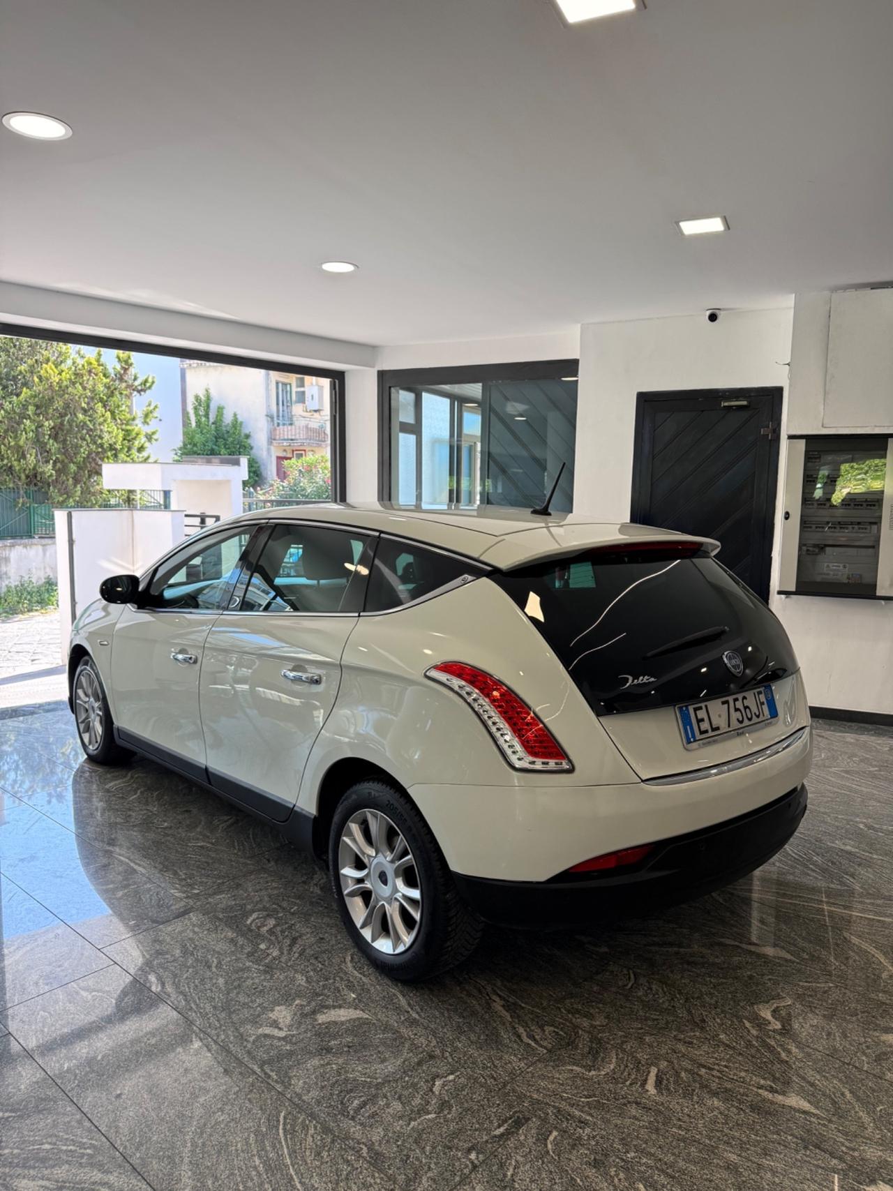 Lancia Delta 1.6 MJT DPF Gold