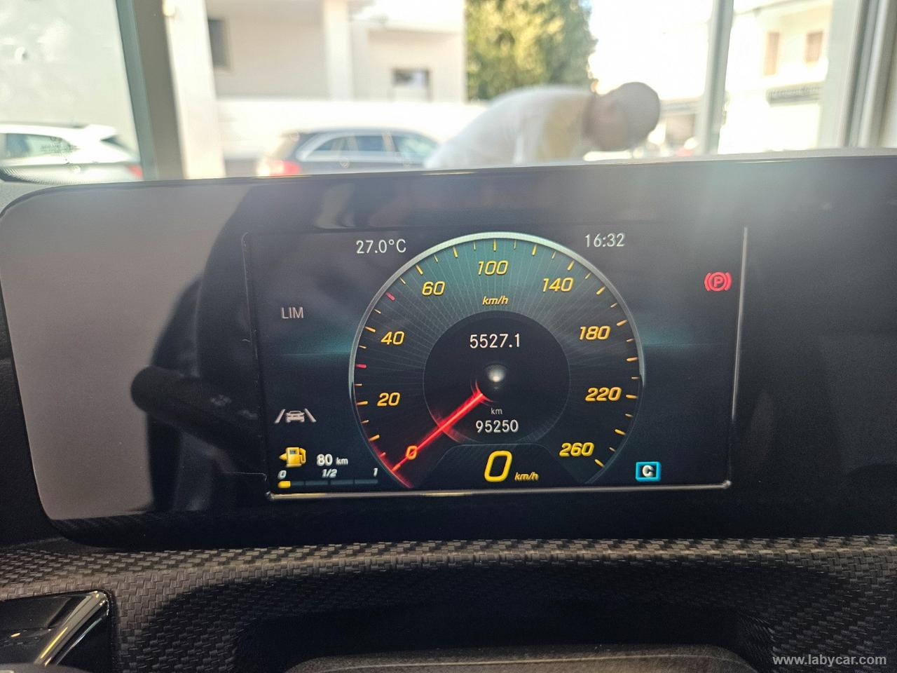 MERCEDES-BENZ A 180 d Executive