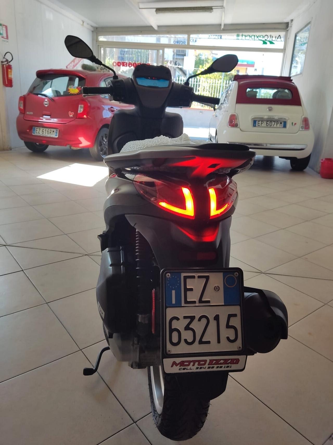 ULTIMO MODELL Piaggio Medley 125 S ABS FUL LED BLACK