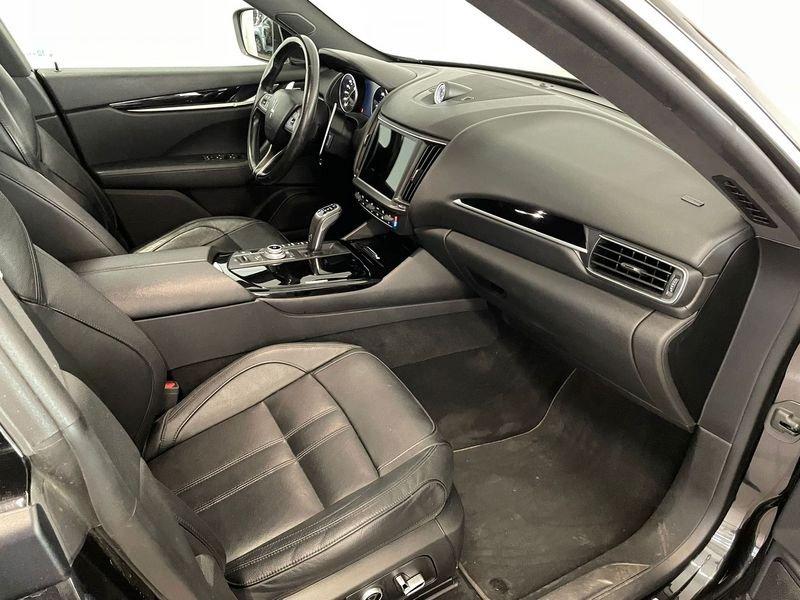 Maserati Levante 3.0 V6 DS 250cv GranSport Q4 auto