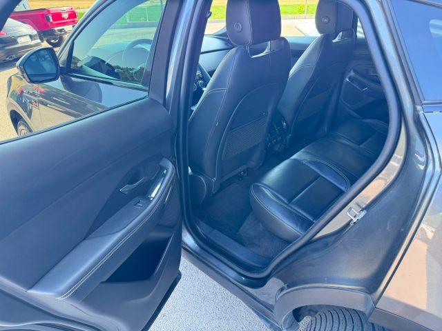 JAGUAR E-Pace 2.0D 180 CV AWD aut. R-Dynamic 4X4