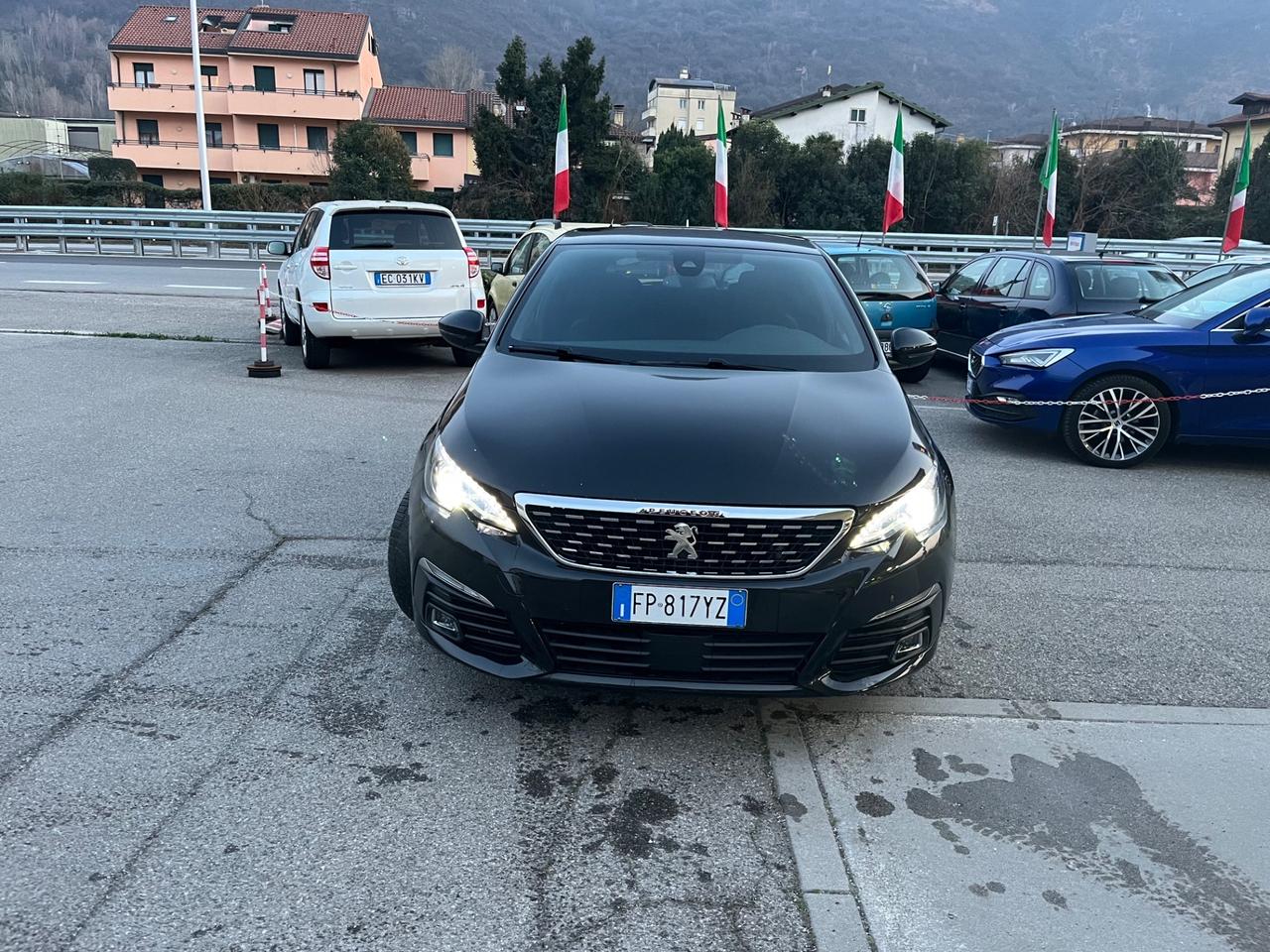 PEUGEOT 308 - GT LINE