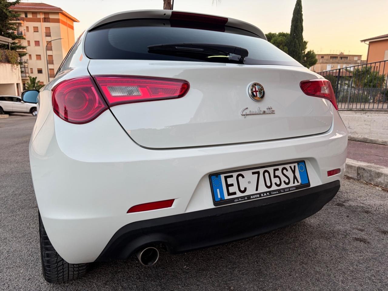 Alfa Romeo Giulietta 1.6 JTDm-2 105 CV Distinctive