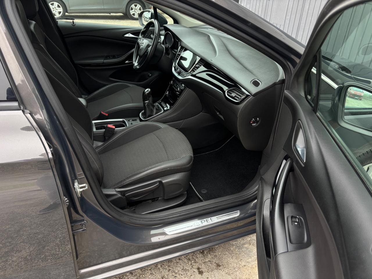 Opel Astra 1.6 CDTi. EURO6-B Garanzia 12 mesi