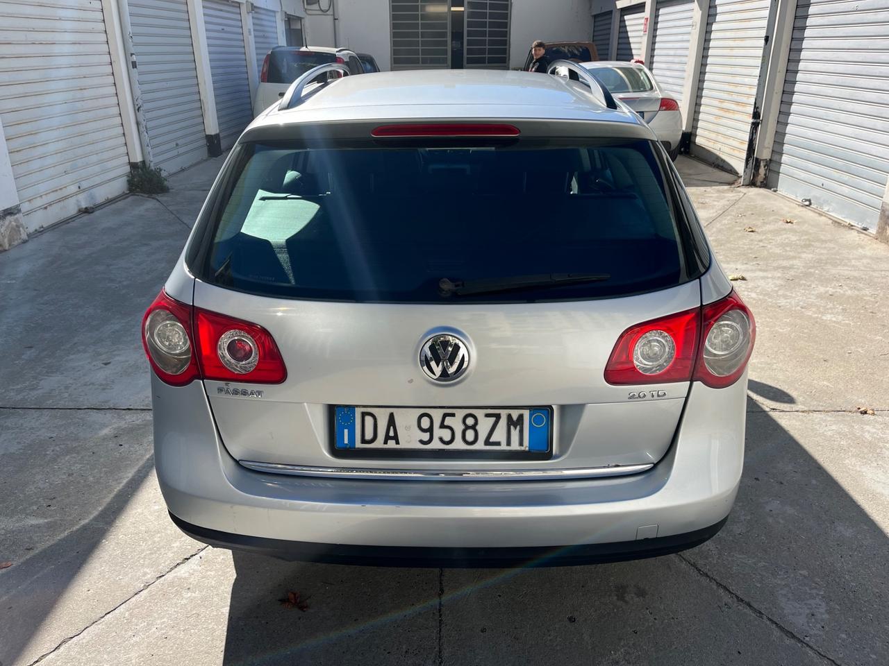 Volkswagen Passat 2.0 16V TDI Var. Highline