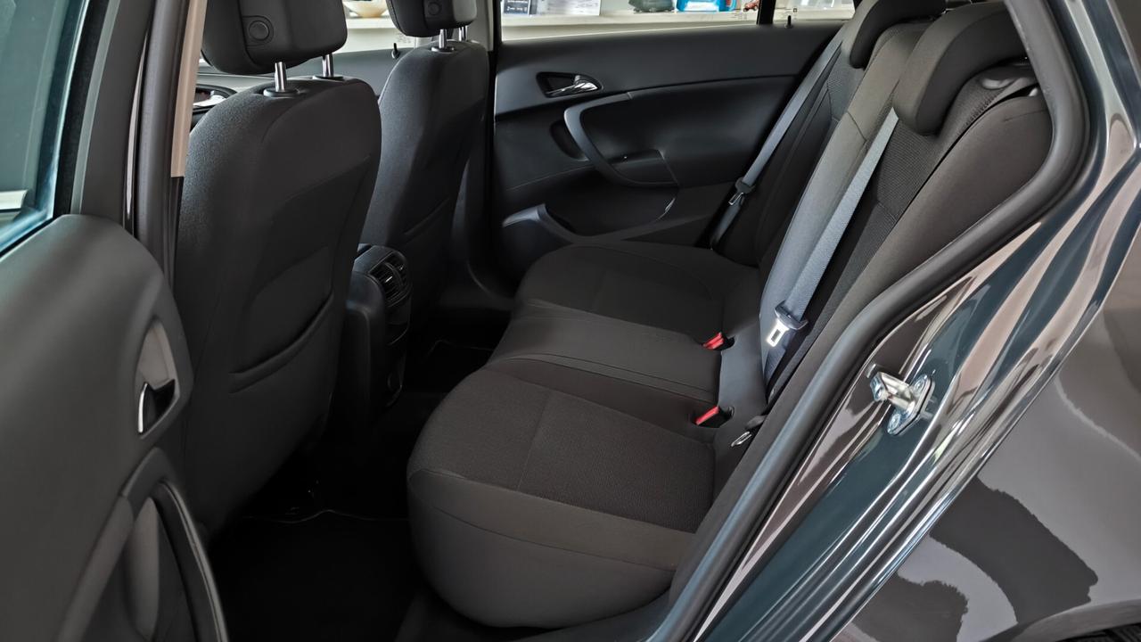 Opel Insignia 2.0 CDTI 140CV Ecopower Sports Tourer Cosmo Business