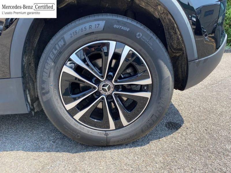 Mercedes-Benz GLA 180 D ADVANCED AUTO