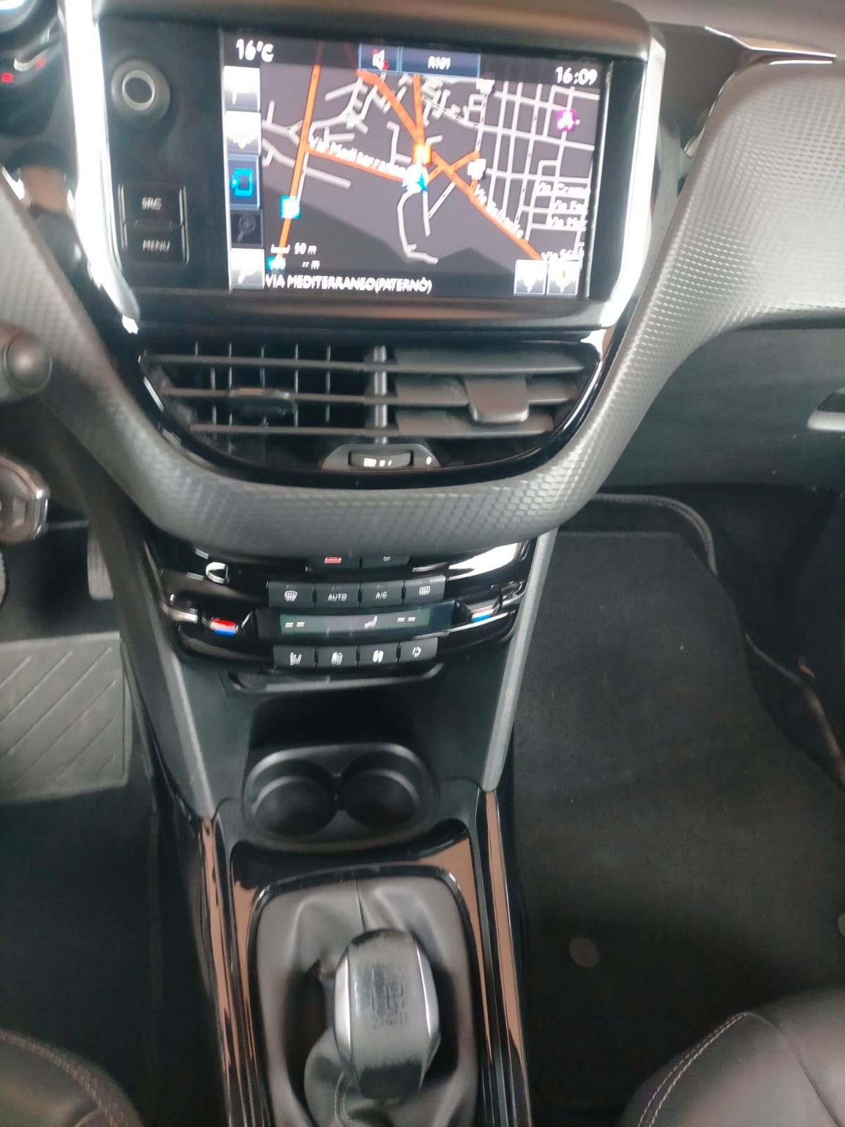 Peugeot 2008 BlueHDi 100 GT Line