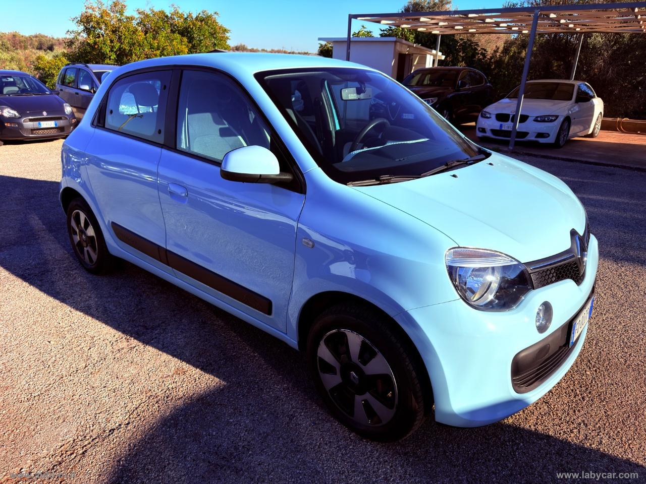 RENAULT Twingo SCe Lovely