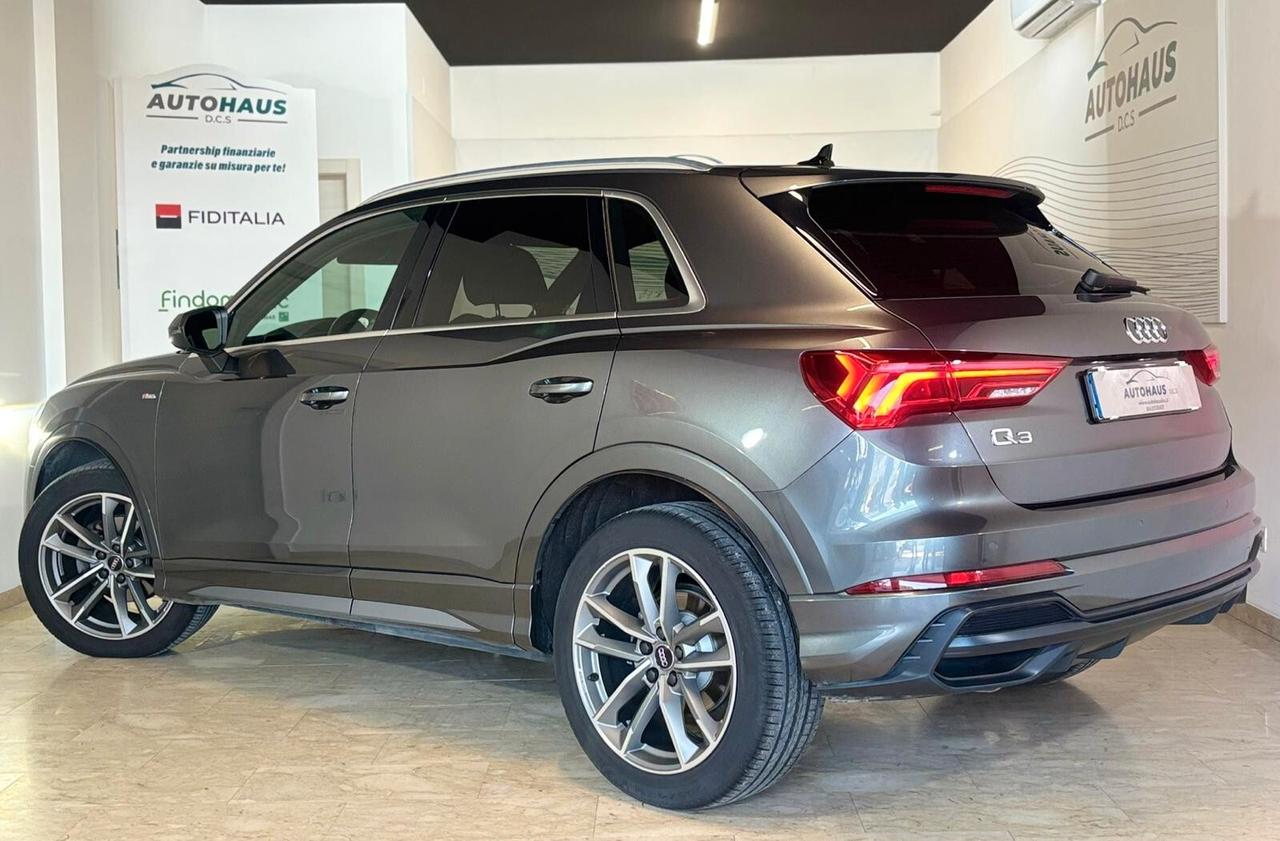Audi Q3 2.0 TDI 150 Cv S Line S-Tronic