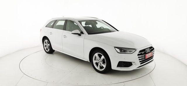 AUDI A4 Avant 40 TDI quattro S tronic Business Advanced