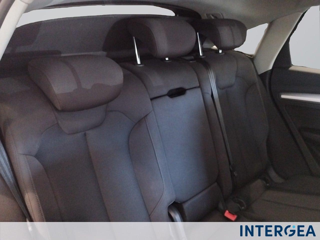 AUDI Q5 Sportback 40 2.0 tdi mhev 12V S line qua