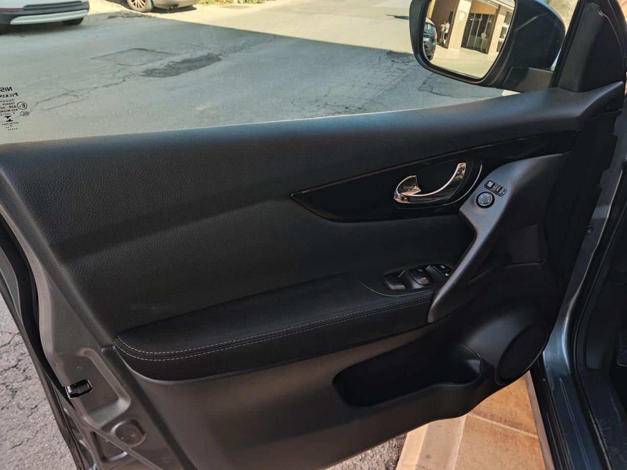 Nissan Qashqai 1.5 dCi N-Vision